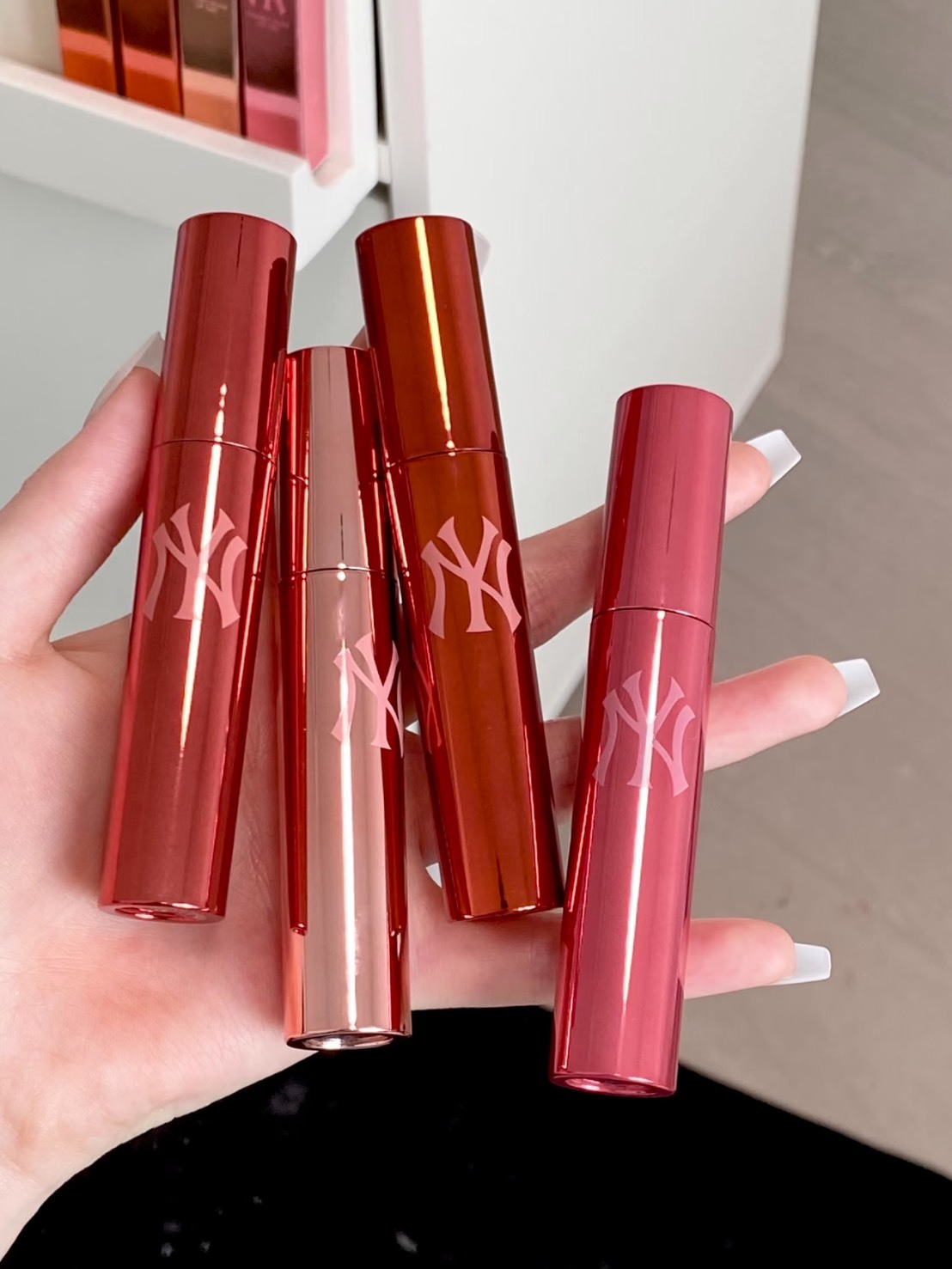 MLB 鎏光 玻璃 唇釉