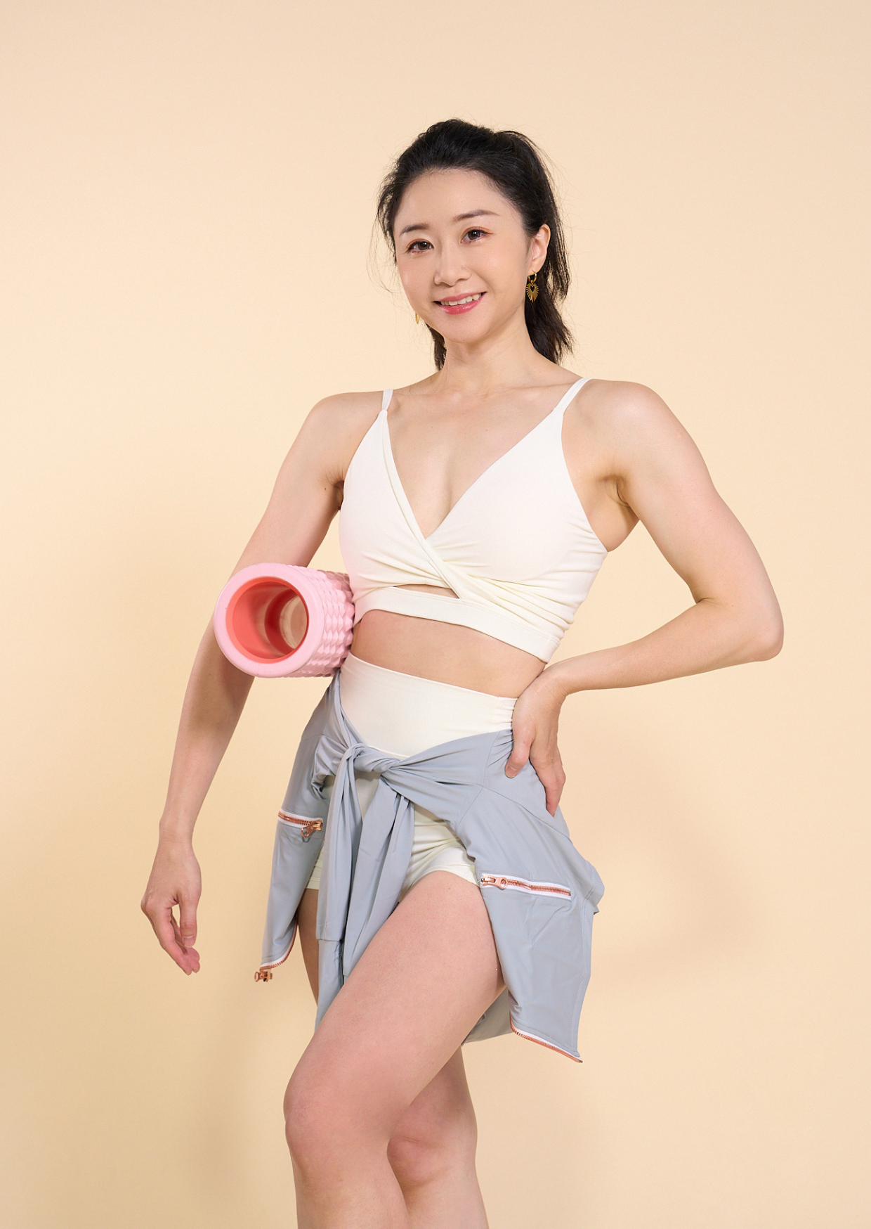 Leisure Fit-Bil Pocket高腰包覆三分褲-象牙白