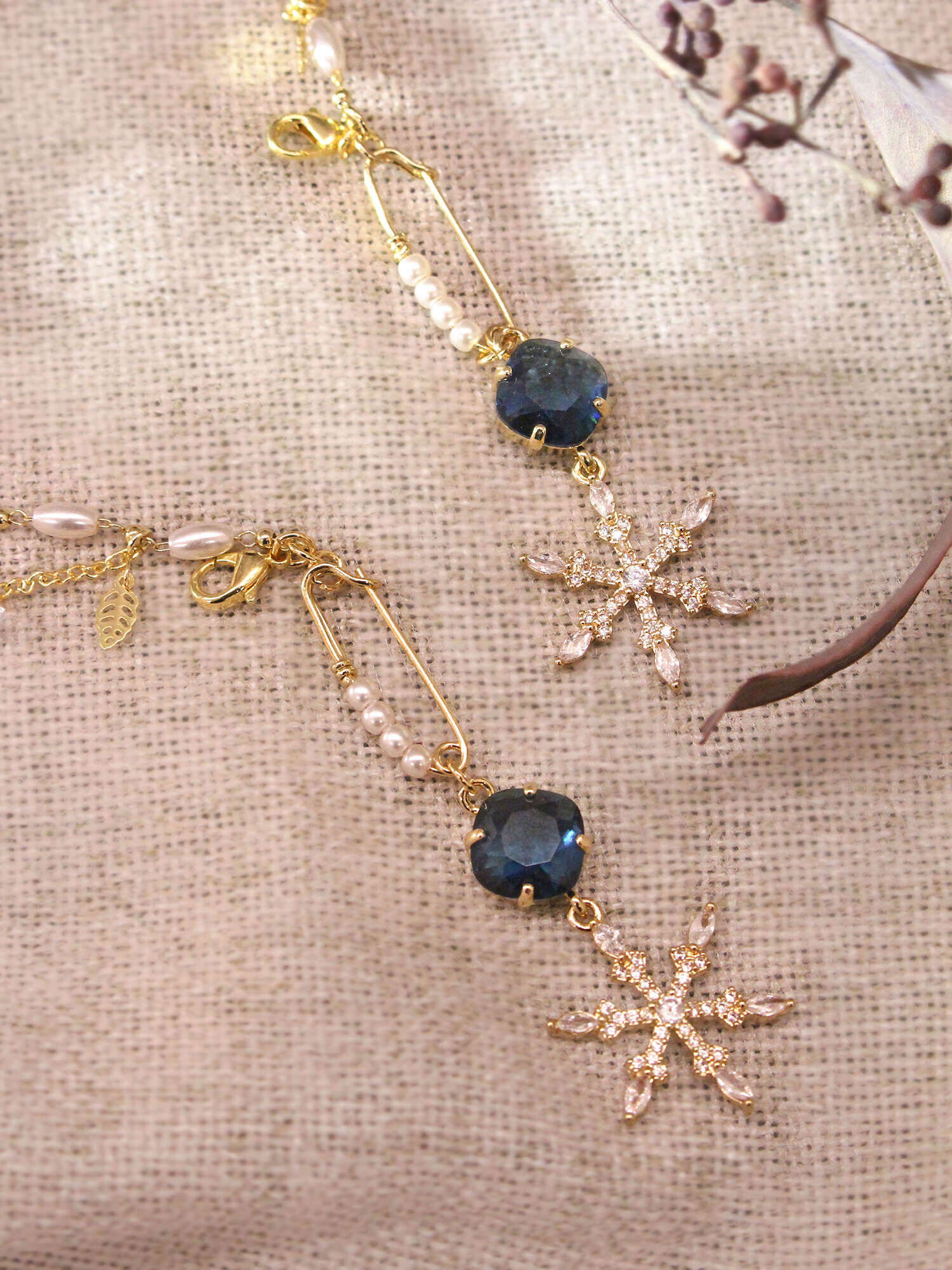 月神的化身。MUCHAT手作14KGP珍珠鍊水晶雪花眼鏡/口罩鍊