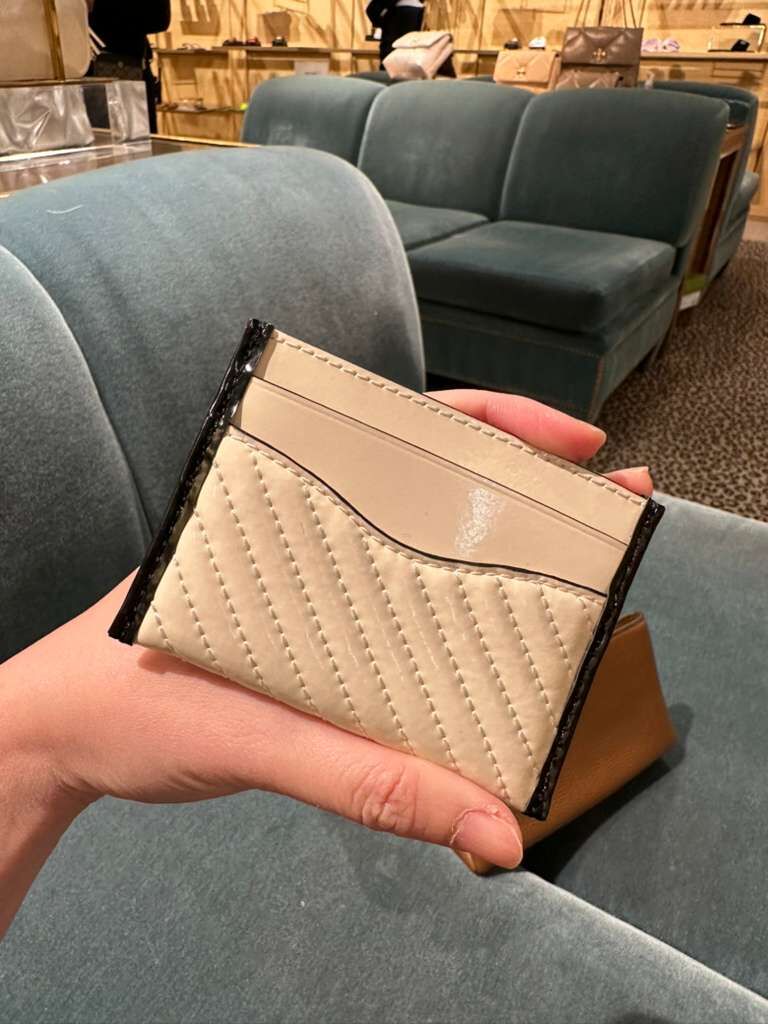 【預購】Tory Burch K1125911 卡套(米色)