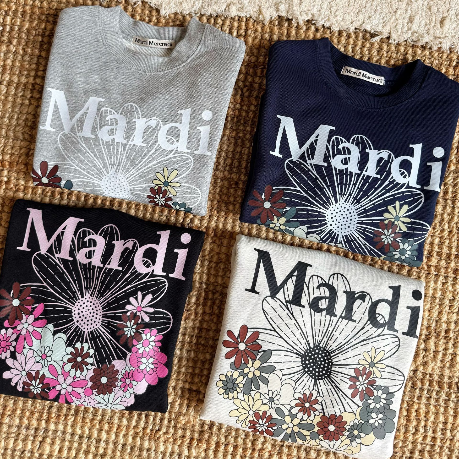 𝐌𝐚𝐫𝐝𝐢 小雛菊親子衛衣 第13團 - 花團款