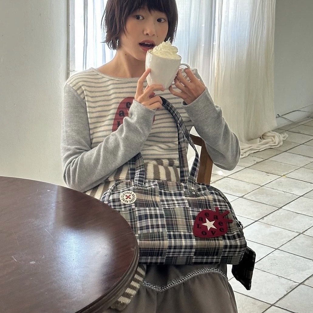 aeae EMBROIDERY TOTE BAG 刺繡手提袋 肩背包 Y2K 三色 韓國代購