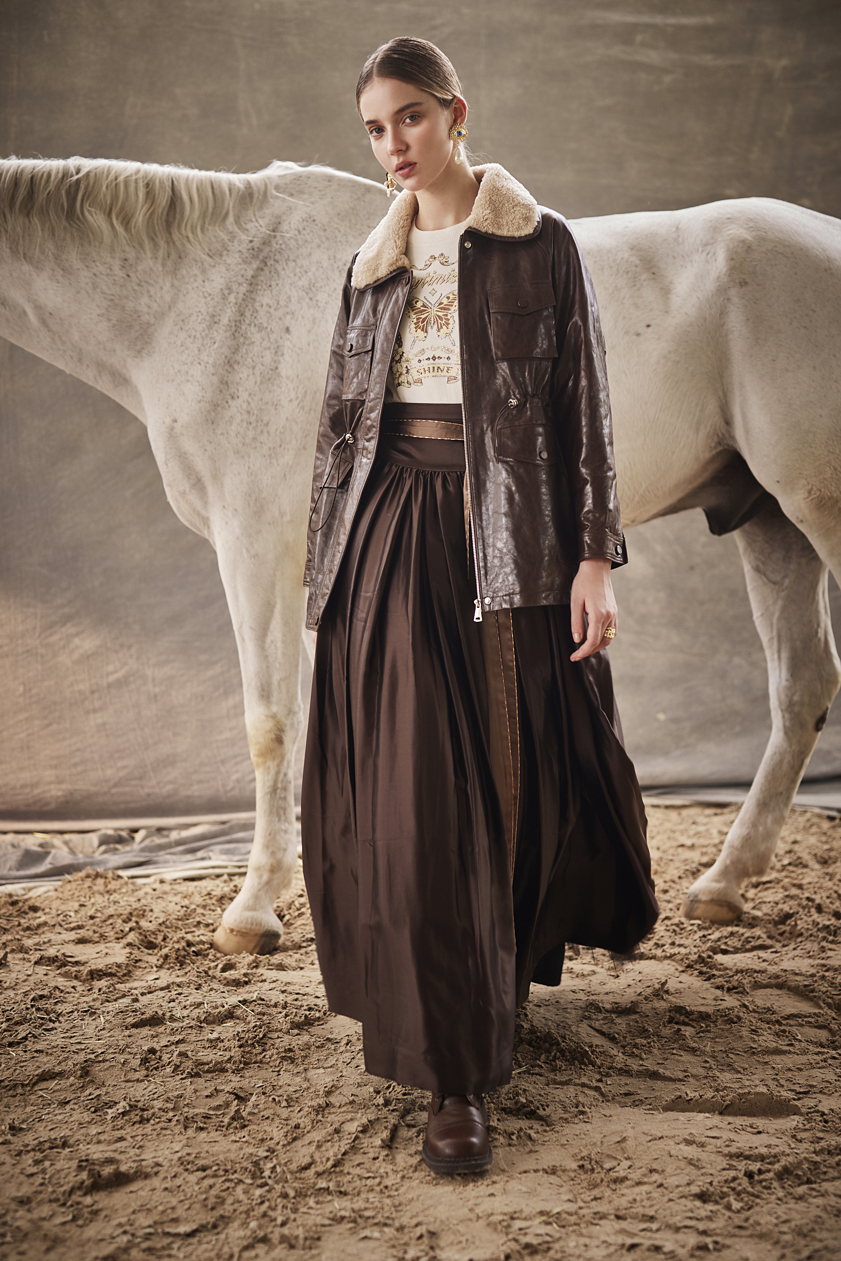 BE15027C1 巧暮流影絲緞光澤長裙