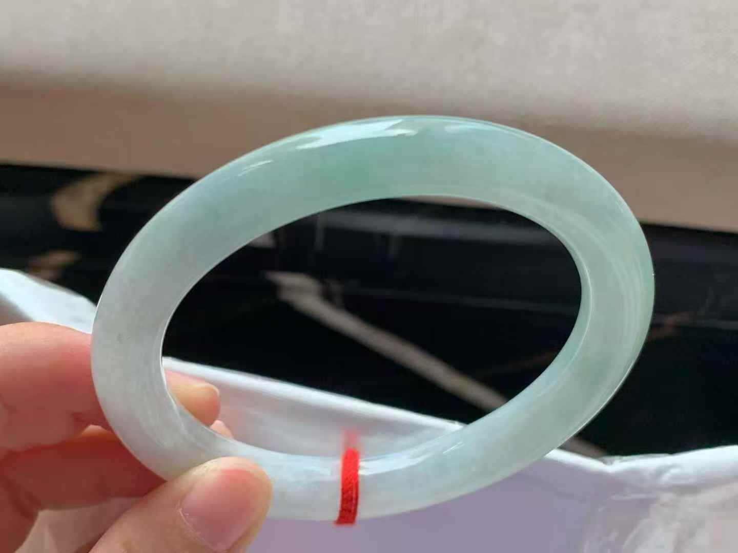 1117329 59.5mm翡翠圓條手鐲 (58-60)