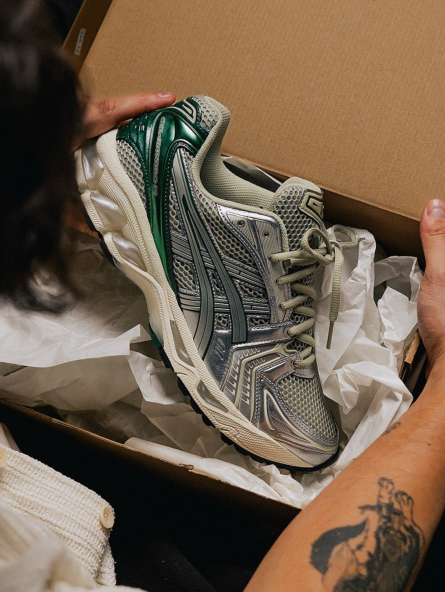 代購-ASICS亞瑟士 Gel-Kayano 14 寶藏單品 綠尾 跑鞋 男女同款 白銀綠 1203A537-300