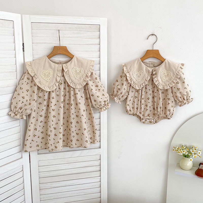 愛心翻領碎花洋裝