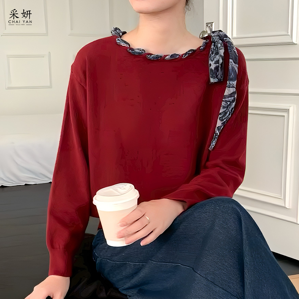 落肩民族風絲巾針織圓領長袖上衣