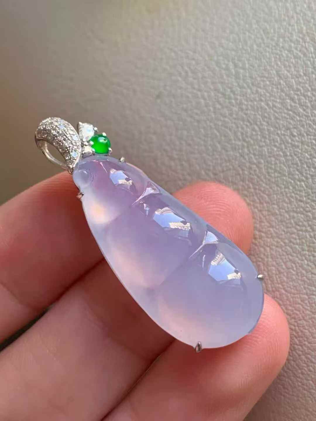 1117352 翡翠紫羅蘭福豆吊墜