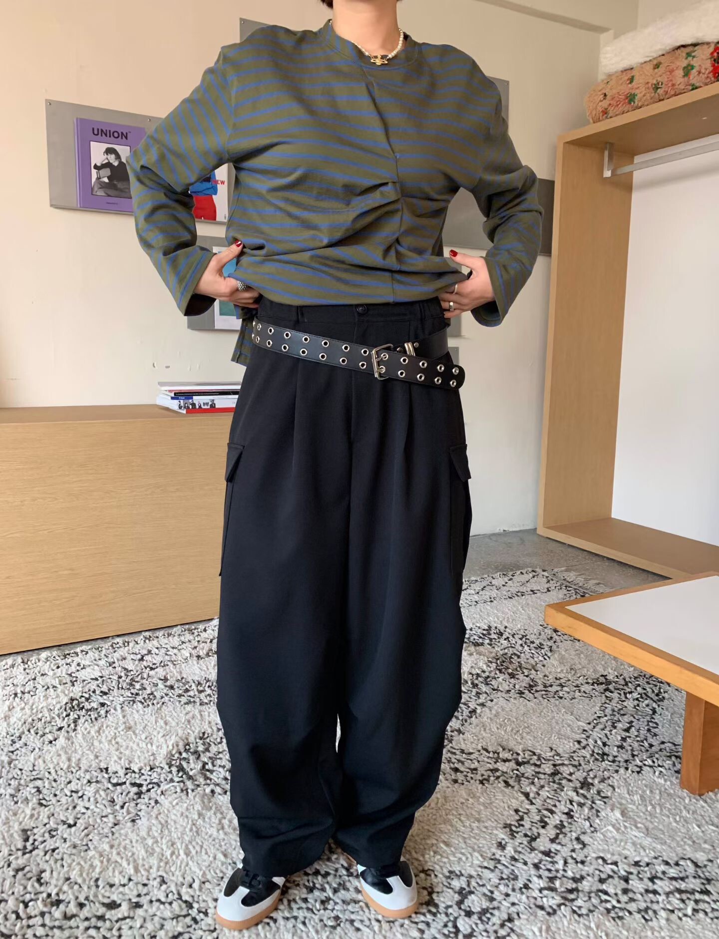 側口袋抓皺工裝西褲