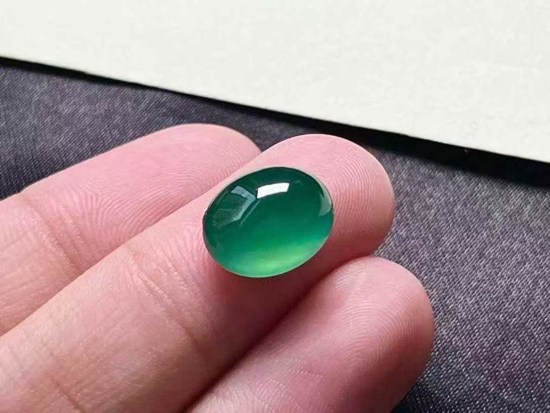 翡翠陽綠蛋面,天然翡翠A玉, 緬甸玉, Jade, Jadeite