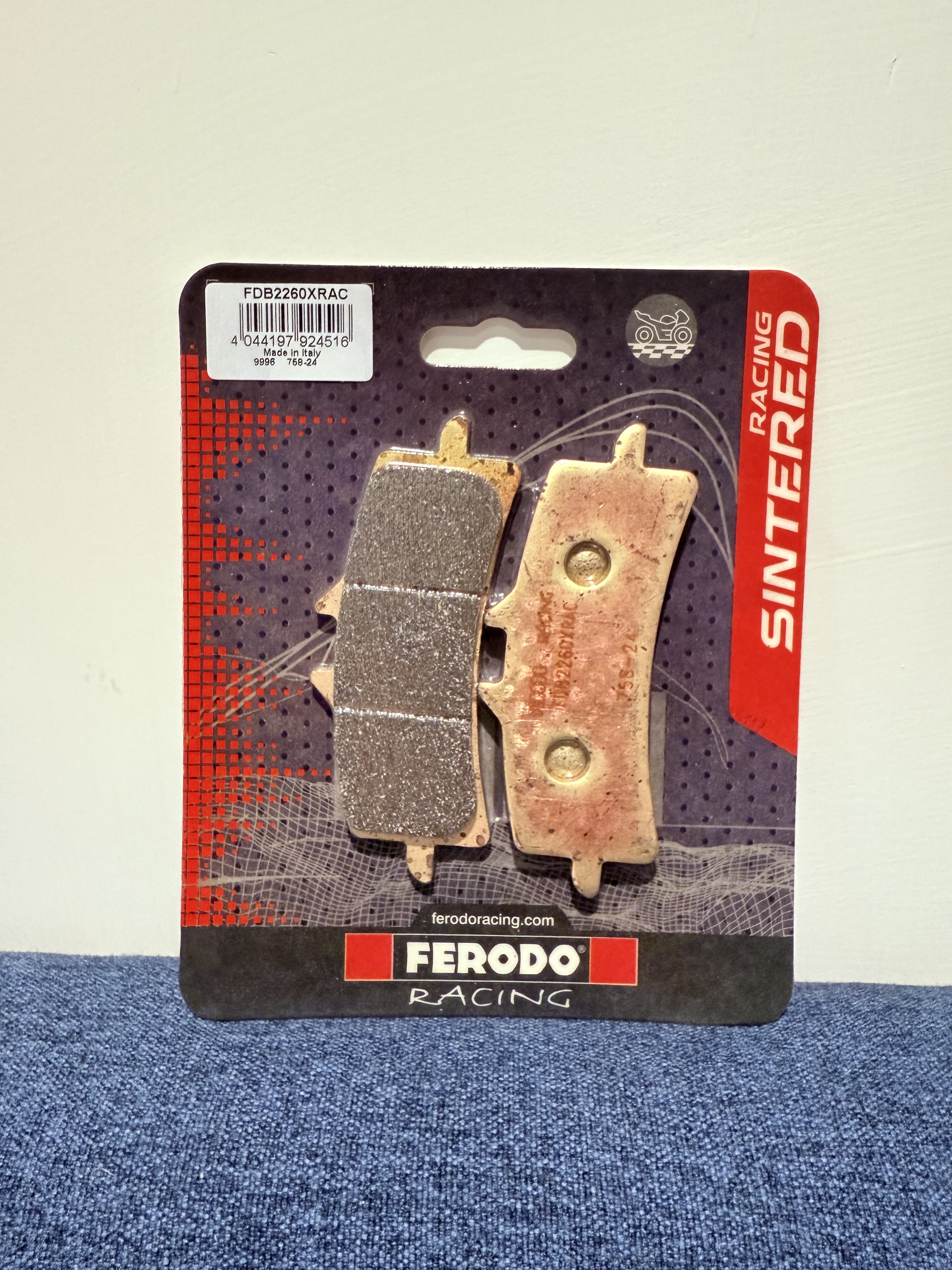 Ferodo Racing  FDB2260XRAC：Brembo M4/M50幅射對四卡鉗   機車系列 競技版金屬燒結來令片