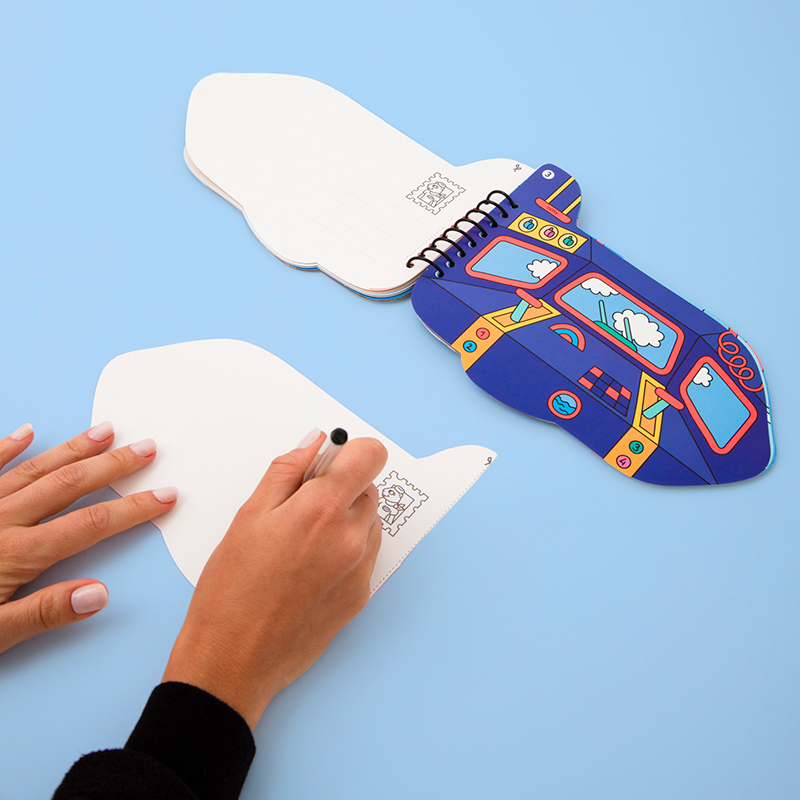 OMY 趣味互動貼紙書-一起去旅行