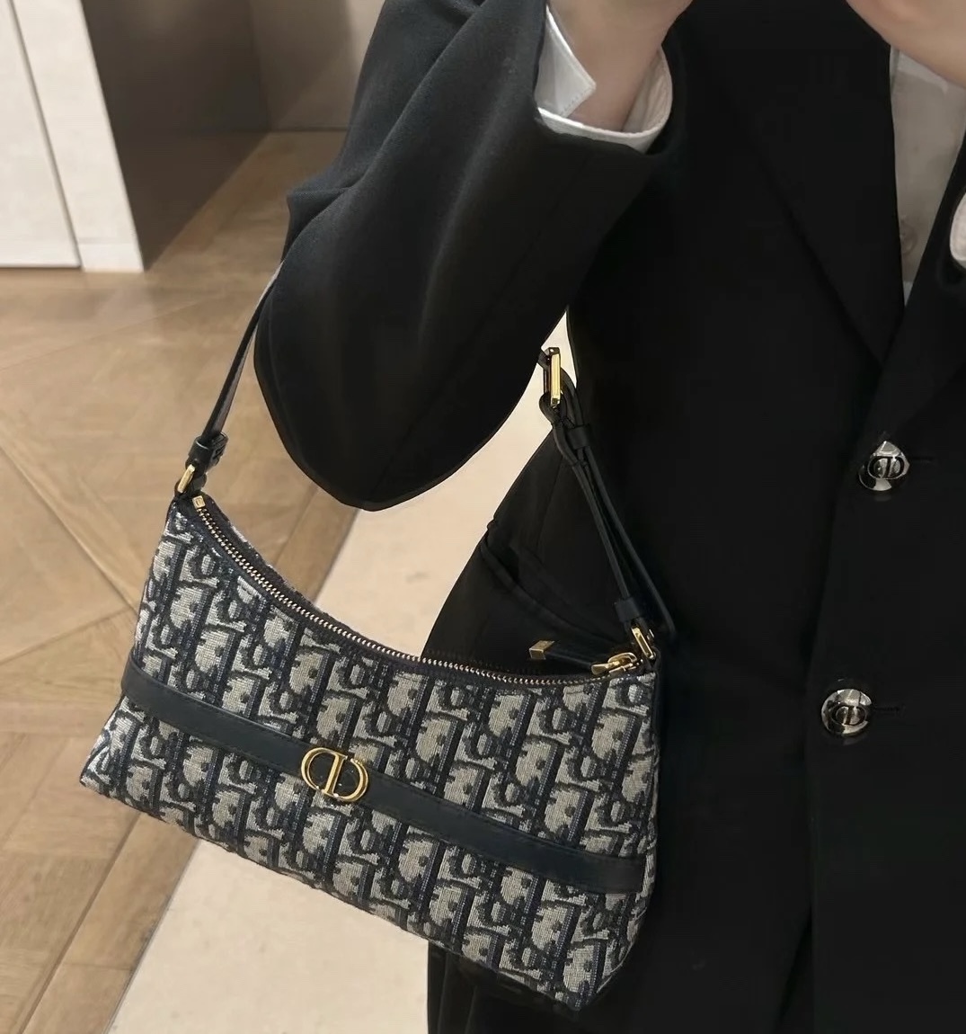 歐洲直送 CHRISTIAN DIOR 腋下包S2381UTZQ-928正貨