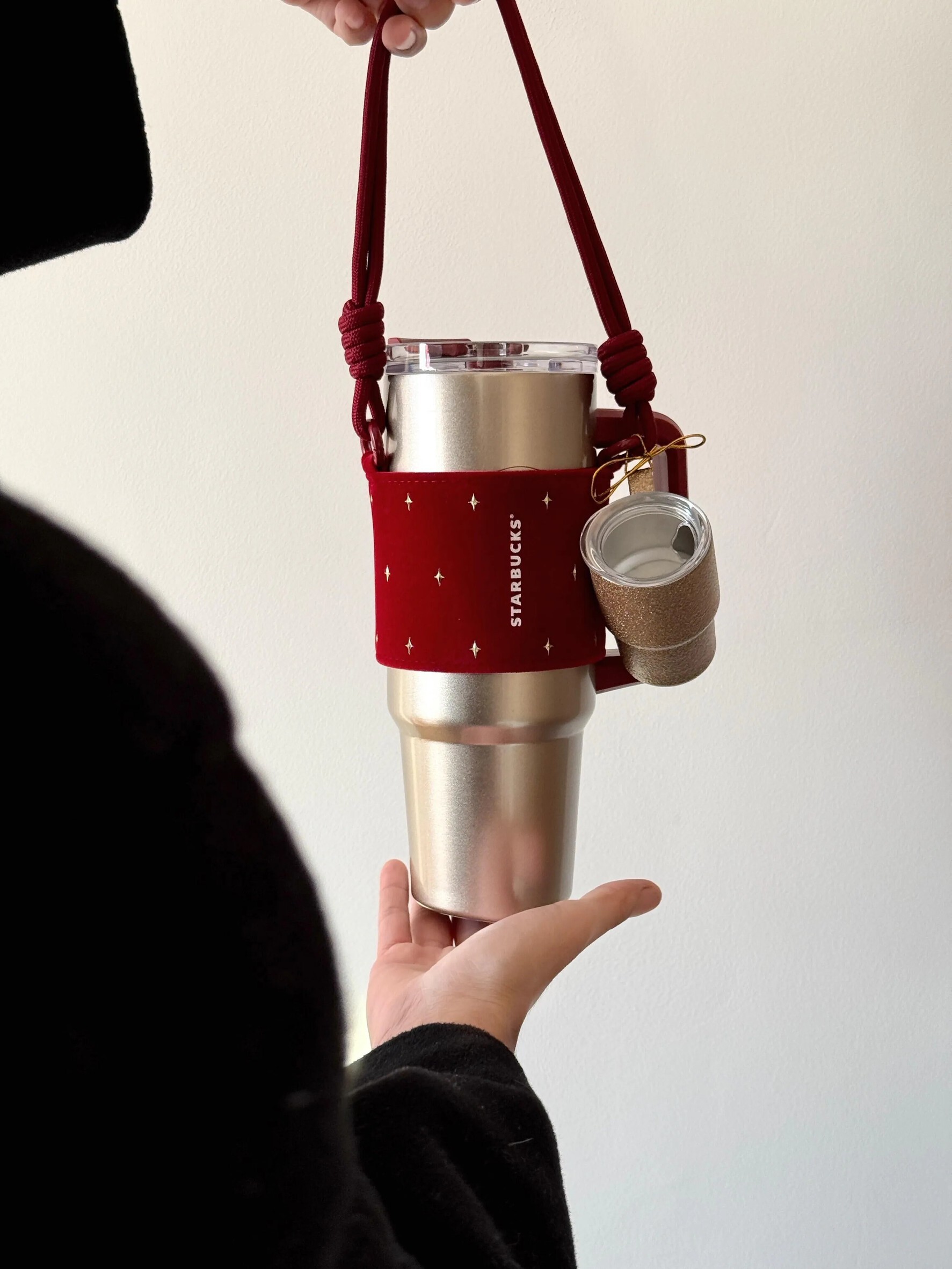 <📢聖誕限定🎄! > Starbucks 星巴克 雙飲口不鏽鋼吸管保溫杯 附背帶