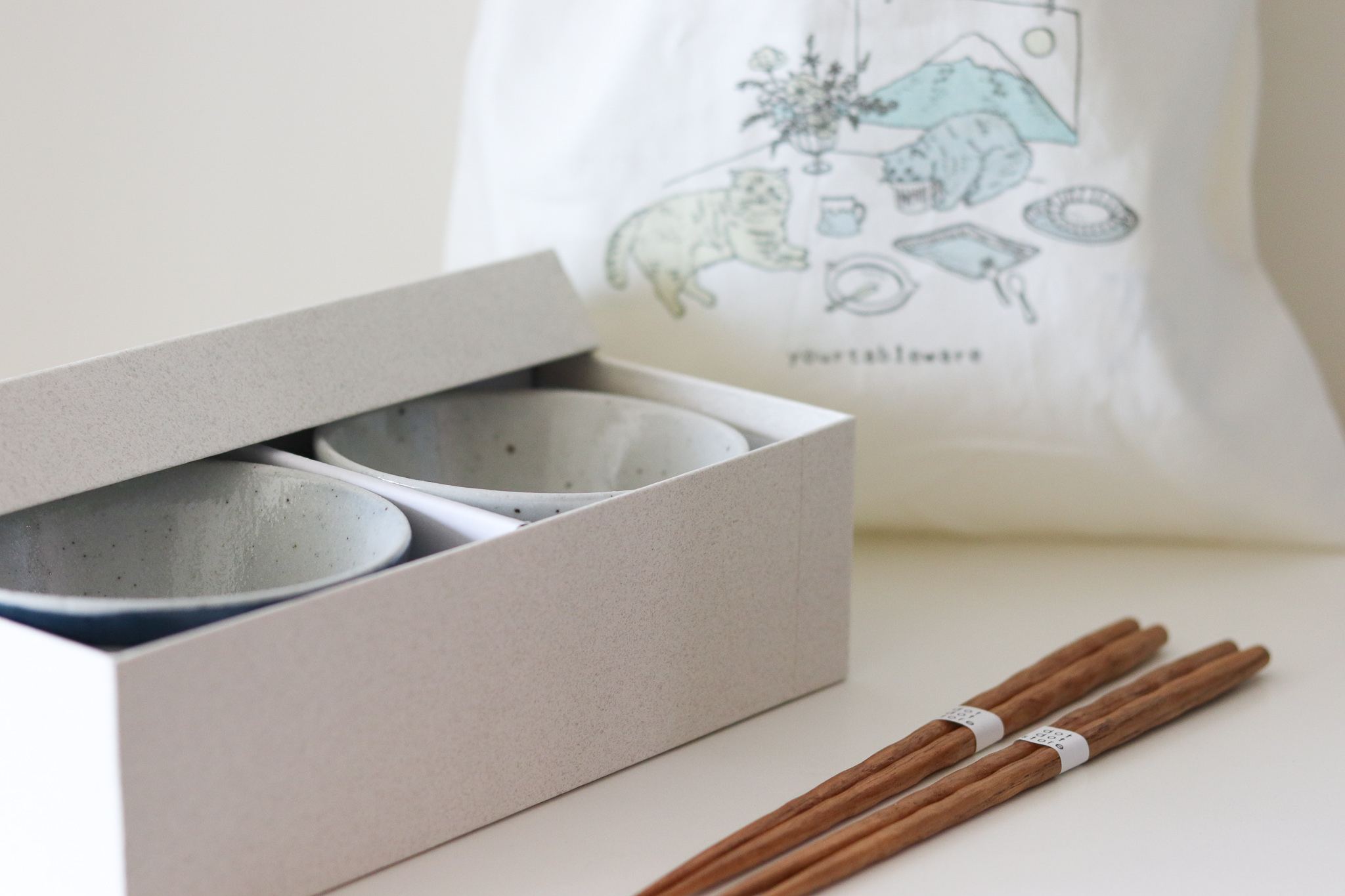 日本 美濃燒 條紋飯碗 夫妻碗附筷子 禮盒組