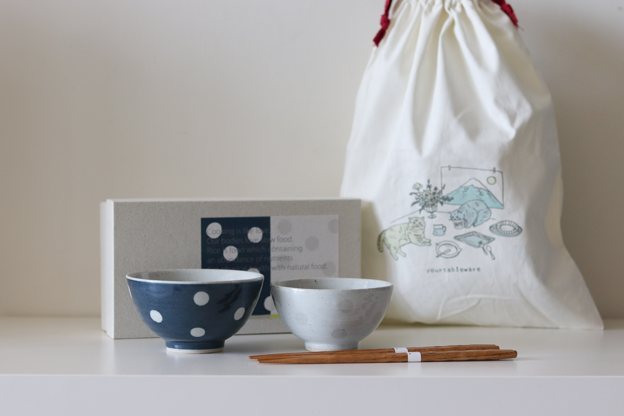 日本 美濃燒 水玉點點飯碗 夫妻碗附筷子 禮盒組