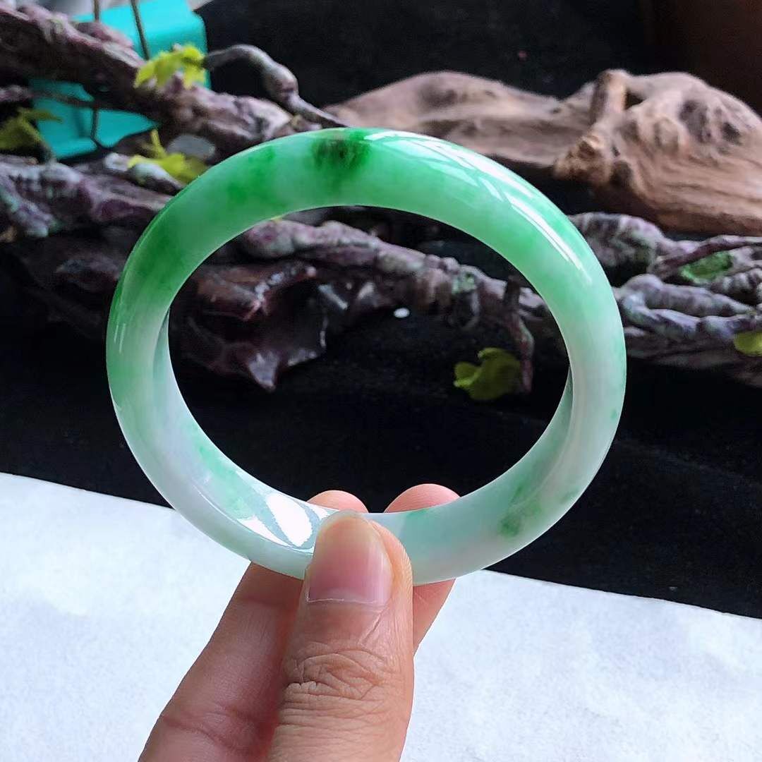 11172633 54.1mm翡翠冰糯飄陽綠正圈手鐲 (54-56)