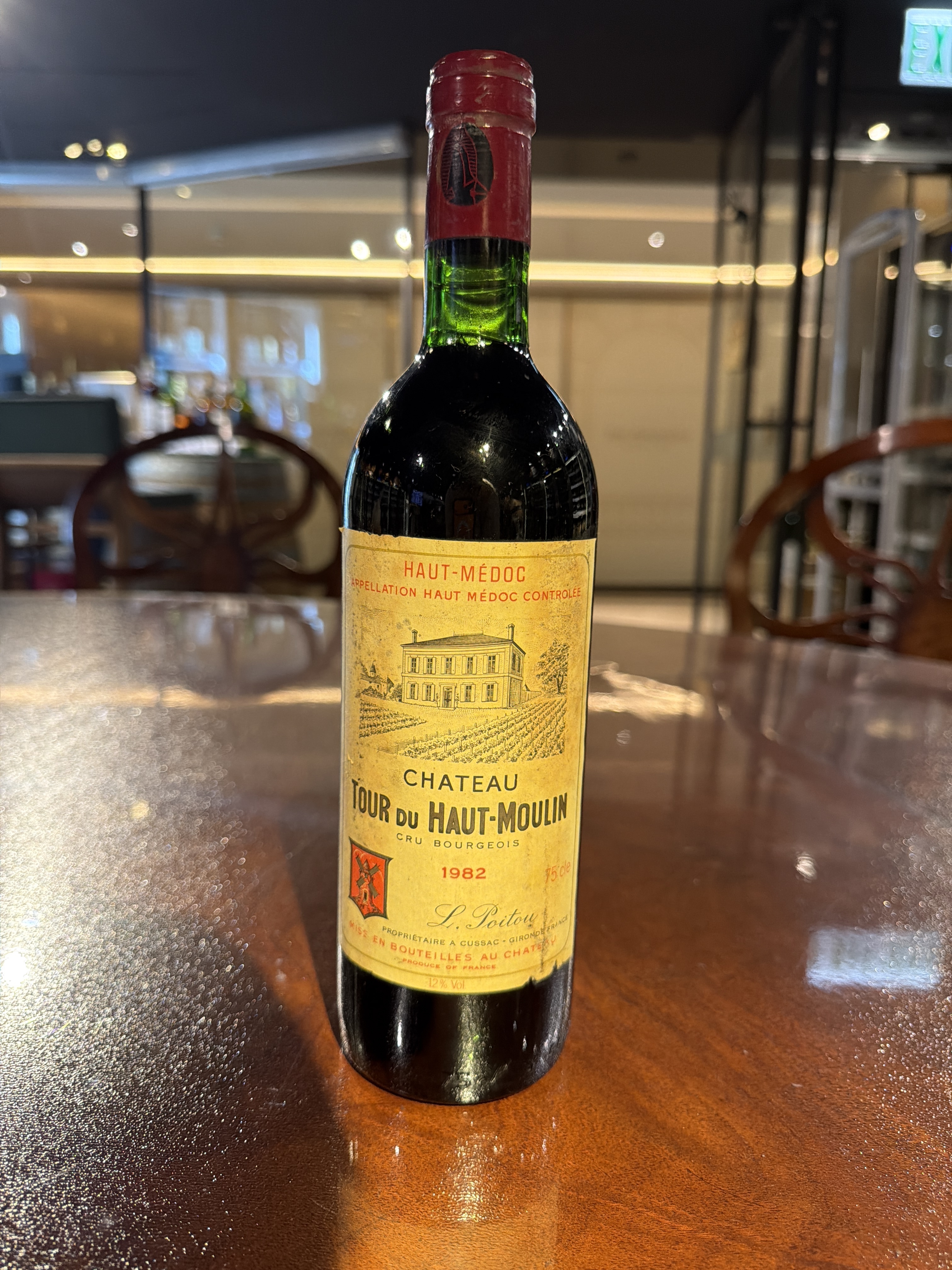 Chateau Tour du Haut-Moulin (1982)