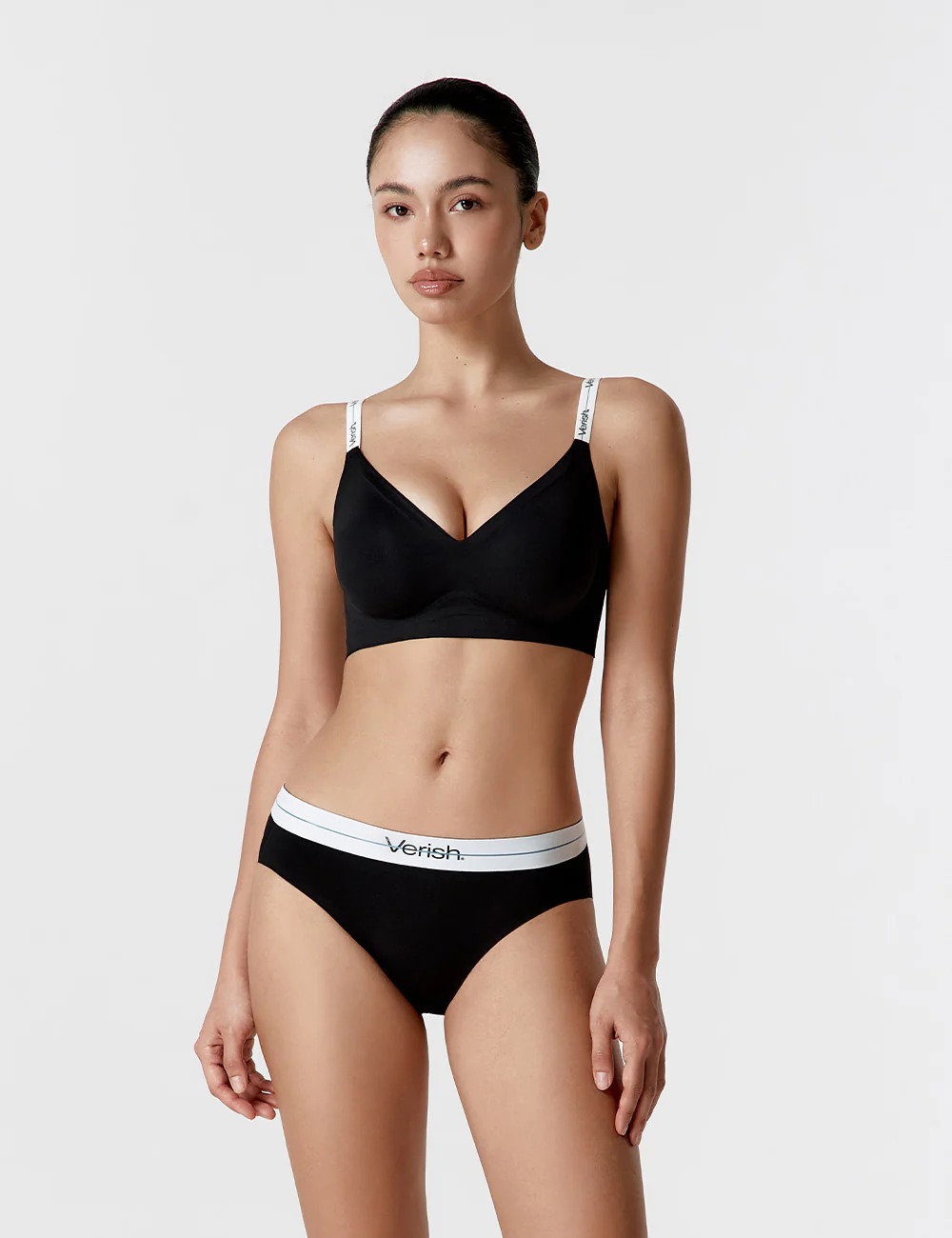 【直播】Verish LL112511 Cool-Fit 輕量豐胸無鋼圈內衣(LOGO 款)