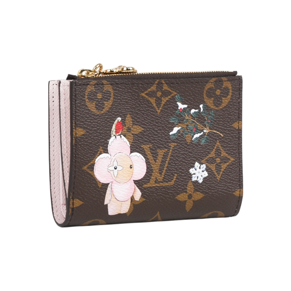 【Louis Vuitton】Vivienne 冬季旅遊聖誕限定Lisa 二折短夾(珍珠雪粉色)