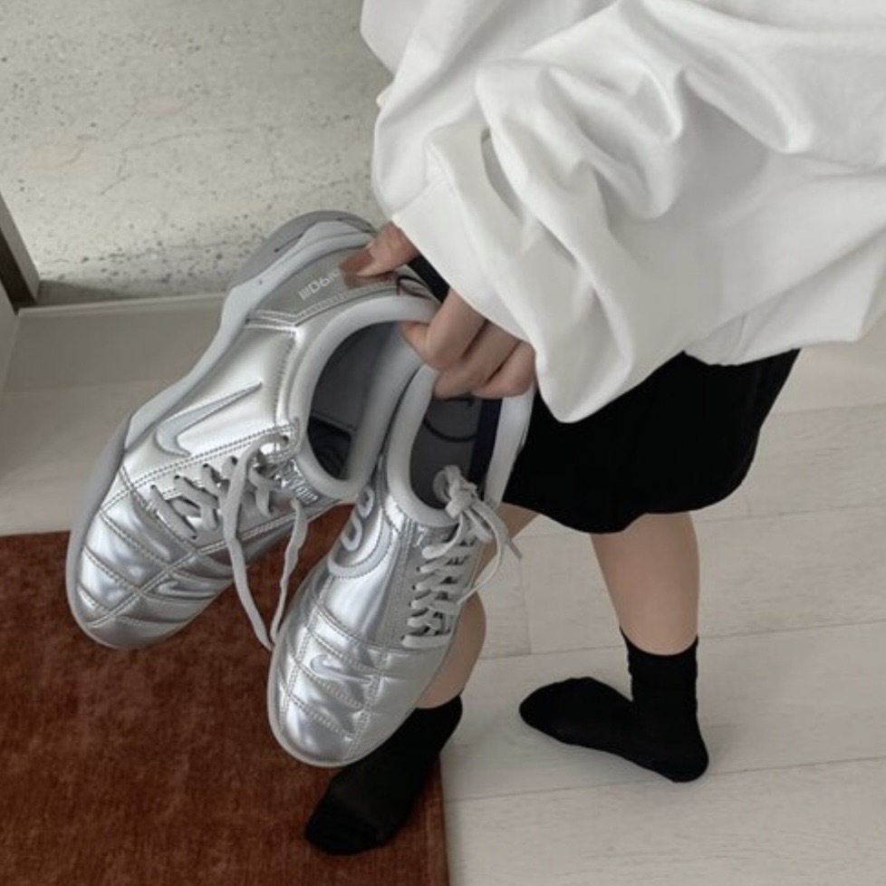 NIKE WMNS TOTAL 90 液態銀 足球鞋 不對稱 中性款 II9792-011