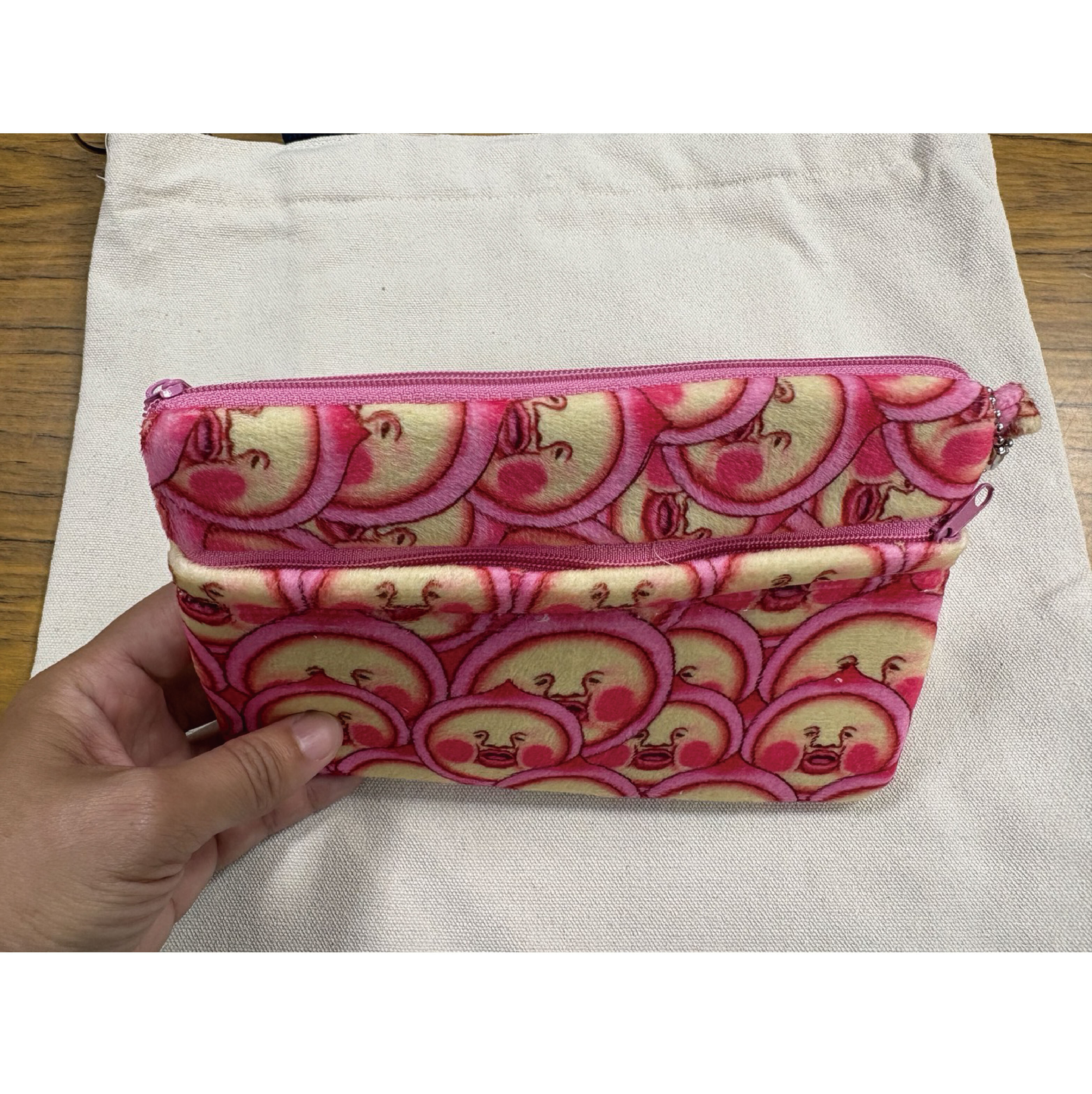 台中院｜屁桃零錢包+史奴比隱形眼鏡盒(各1)