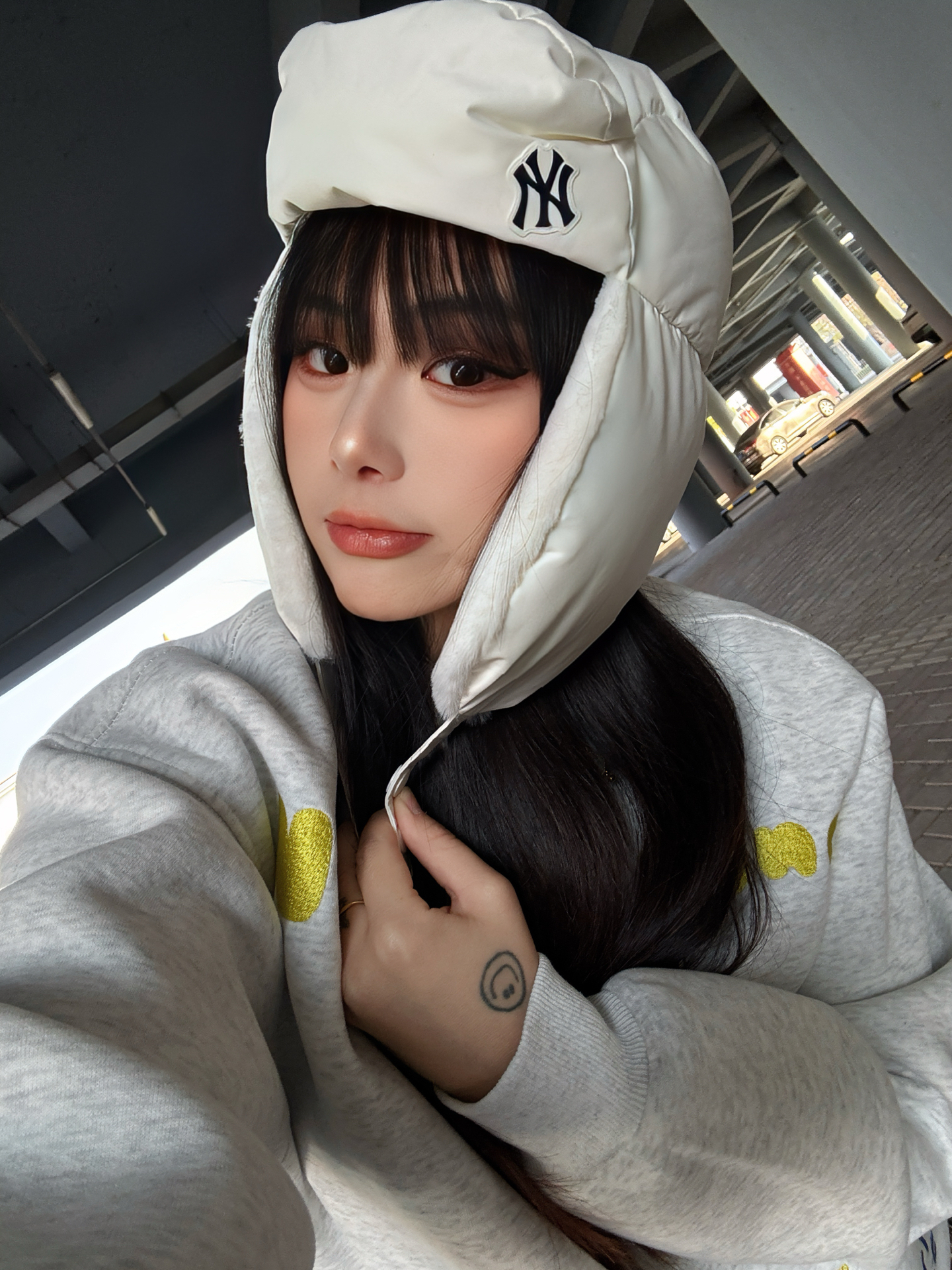 代購-MLB 紐約洋基 保暖毛絨防風加厚飛行護耳帽 2色