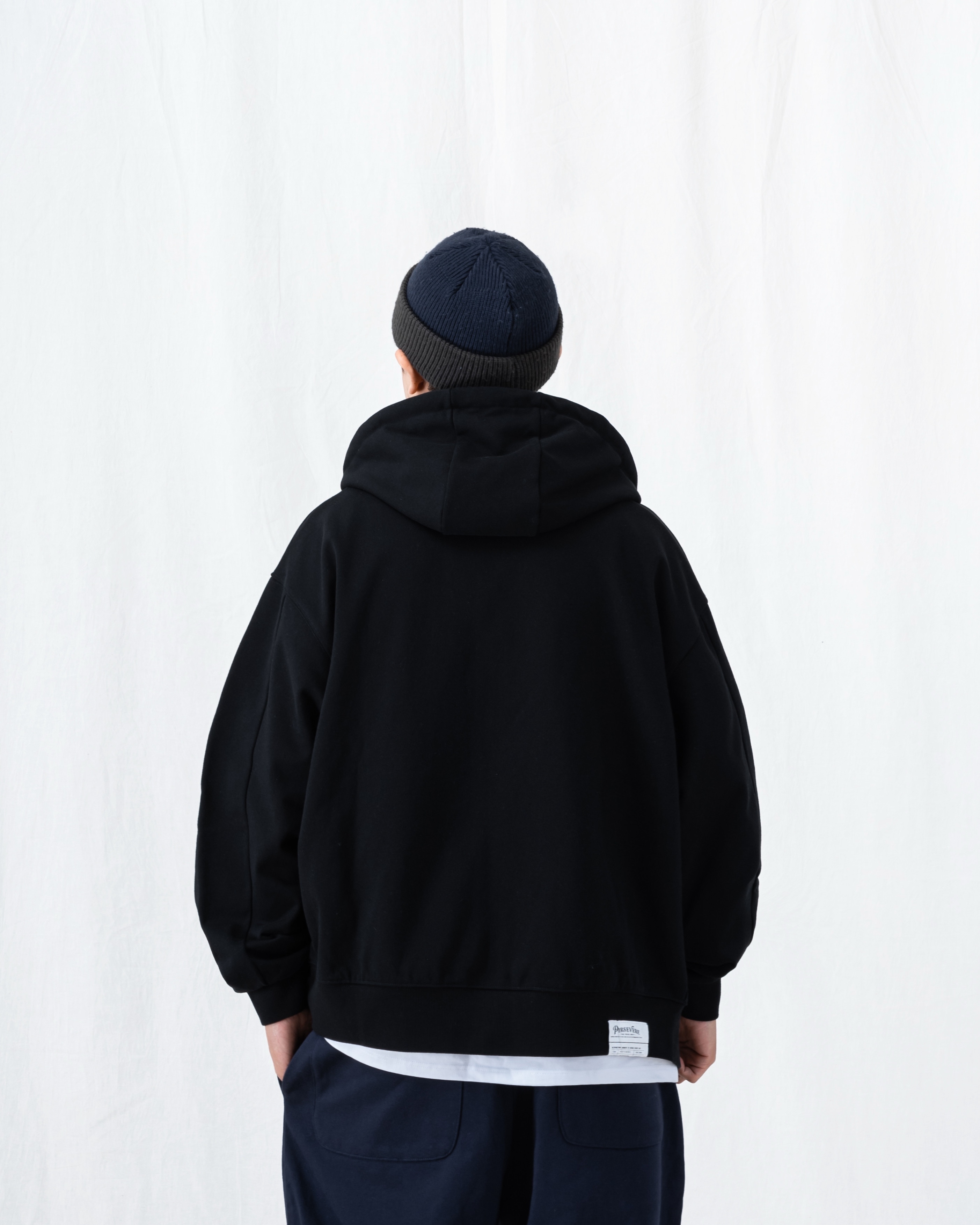 PERSEVERE HEAVYWEIGHT COTTON HOODIE JACKET 黑色 背面