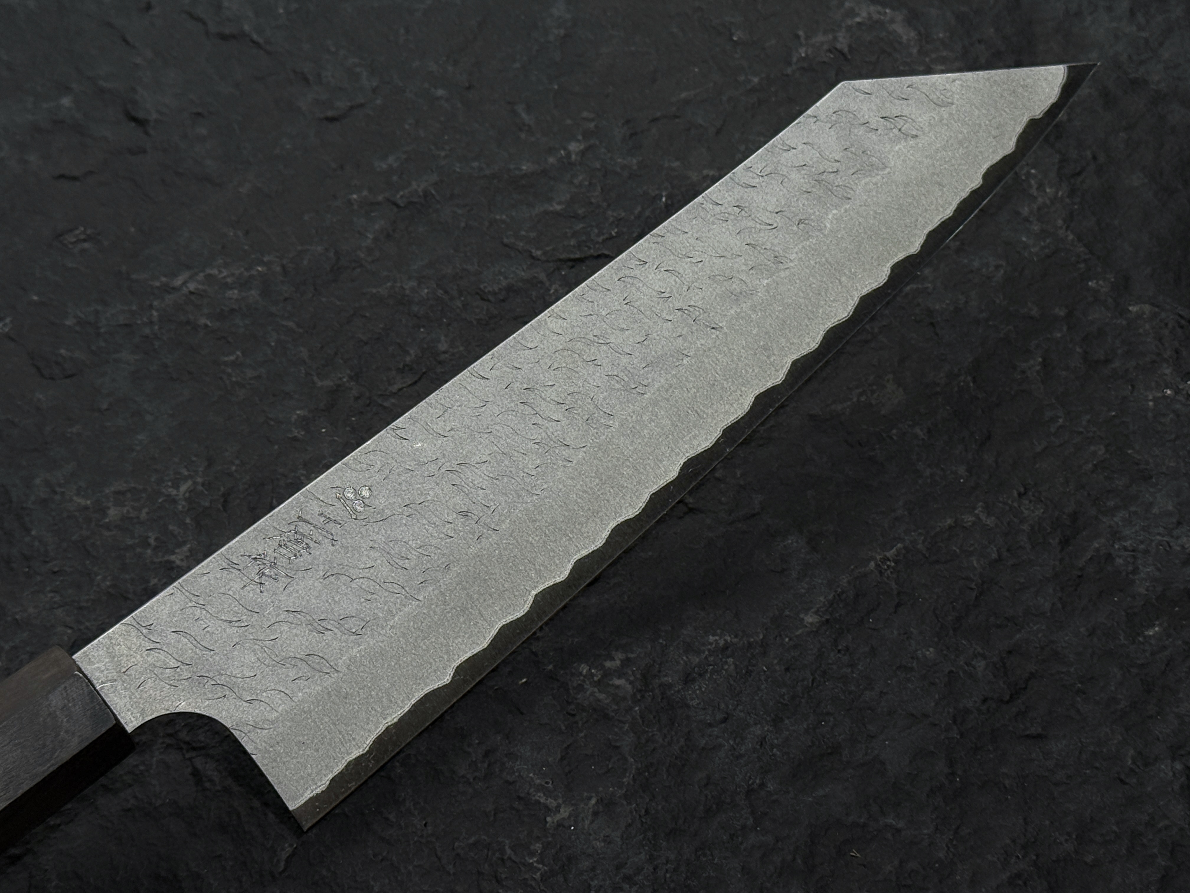 二唐刃物 超青鋼 不鏽鋼割込 槌目 切付牛刀 黑檀柄