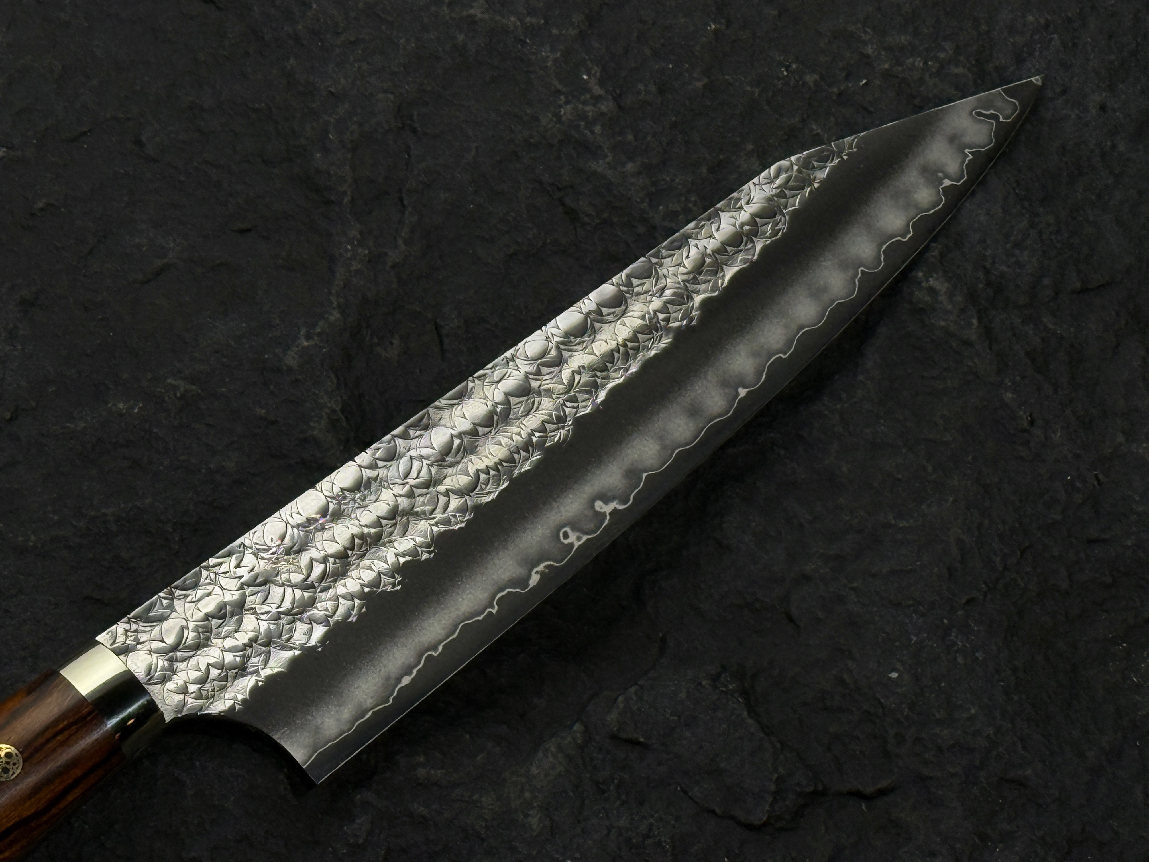 加藤義実 SG2 粉末鋼 水面 槌目 切付牛刀 洋式 沙漠鐵木柄