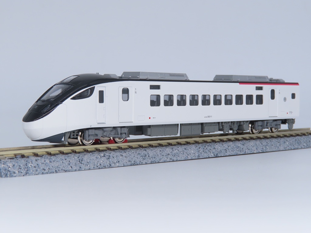 Kato 12-352 N規 台灣鐵路 EMU3000(紅) 車頭.無動力