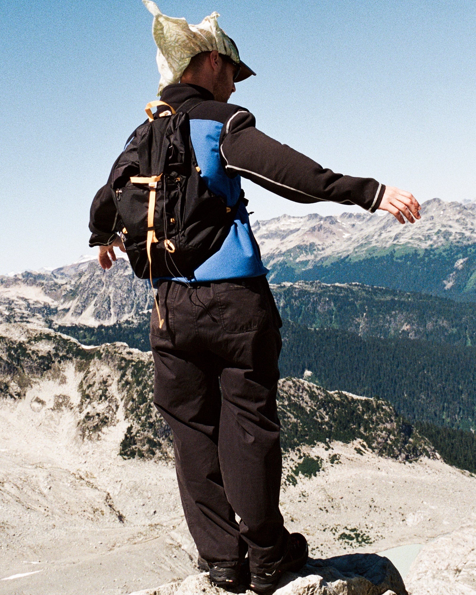 STÜSSY & MOUNTAIN HARDWEAR UL™ 20 BACKPACK - Black 聯名限定