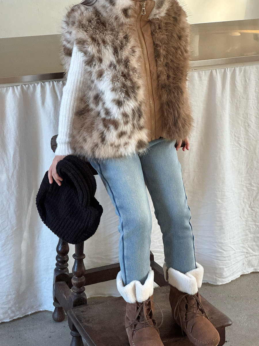 水洗淺藍加絨直筒褲