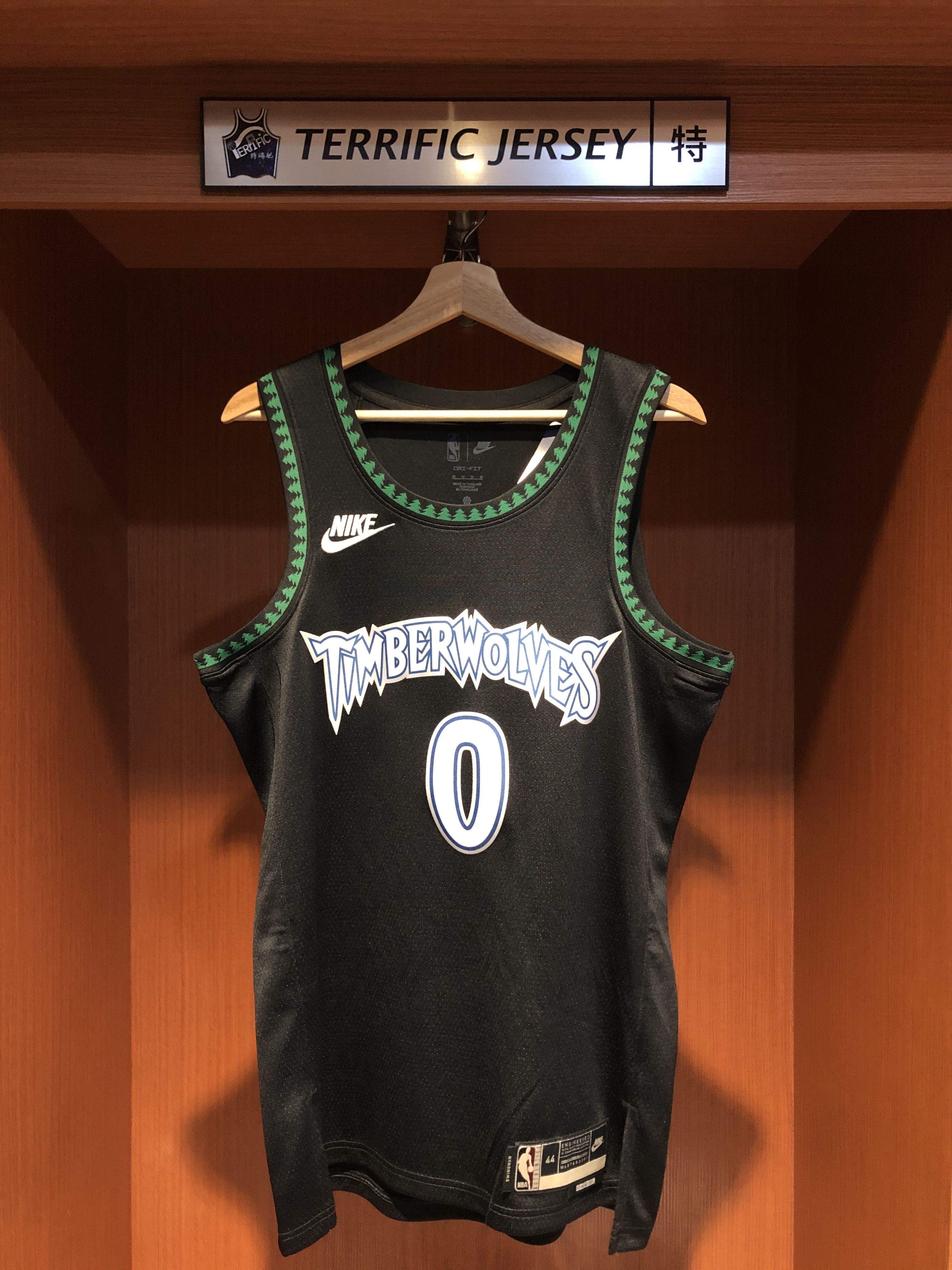 NBA球衣 Donte DiVincenzo 明尼蘇達灰狼 復古黑 黑森林 25-26 HWC Nike Swingman 球迷版 熱轉印 全新