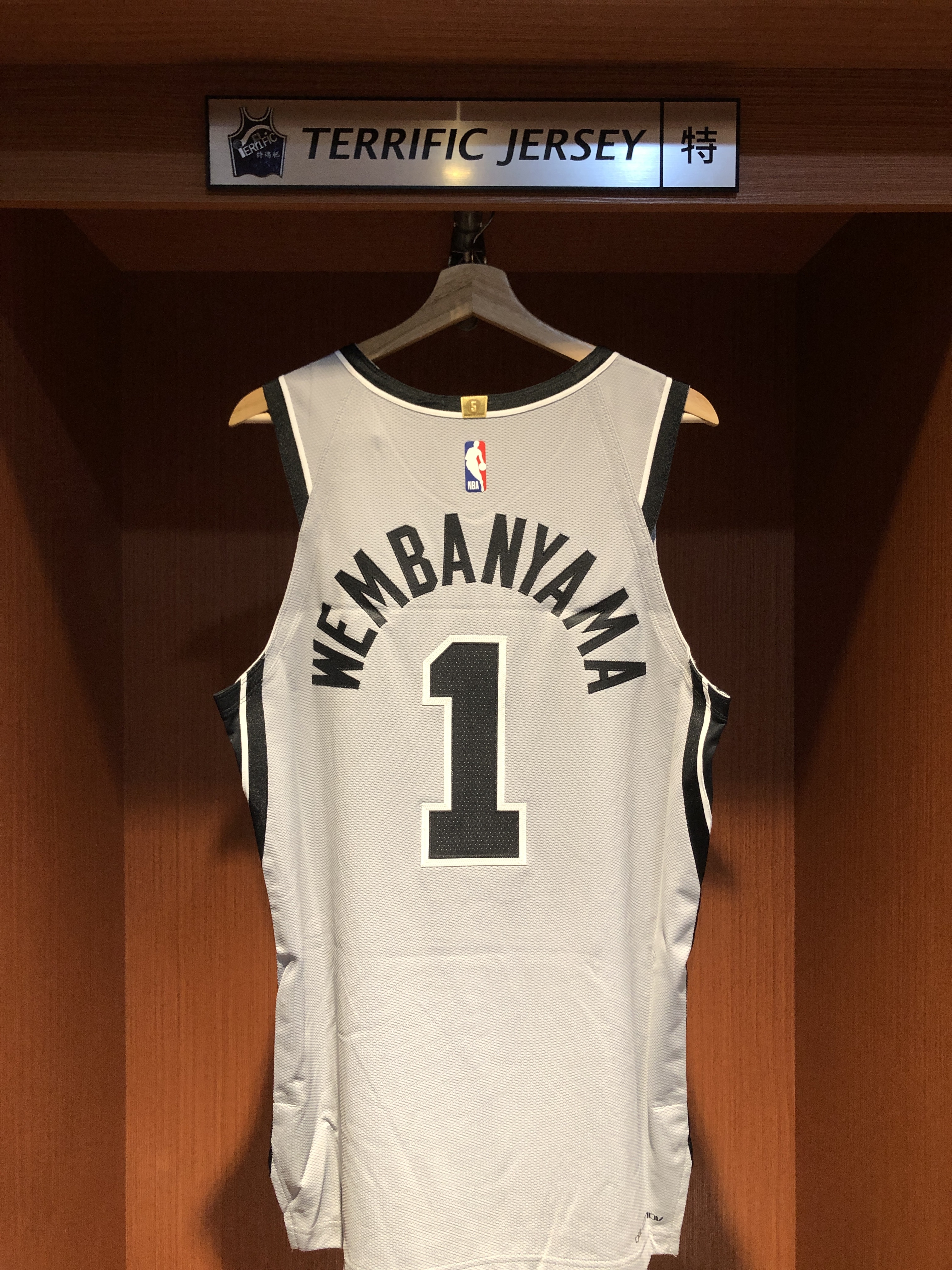 NBA球衣 Victor Wembanyama 聖安東尼奧馬刺灰 Statement Jordan Authentic 球員版 電繡 全新