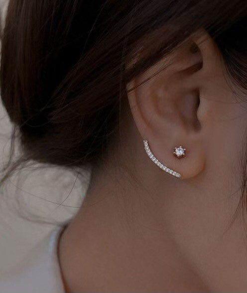 質感銀耳垂微笑線單鑽造型耳環