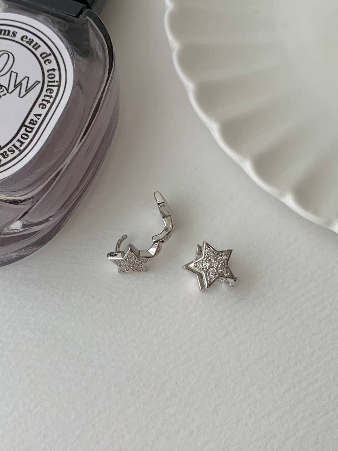 質感銀立體水鑽星星造型釦式耳環