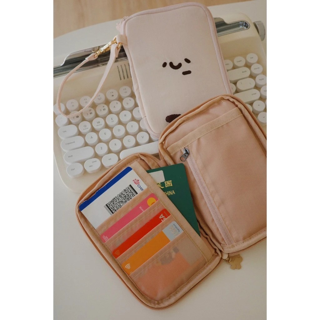 咻熊家 熊的護照包 泥的護照包｜咻咻熊