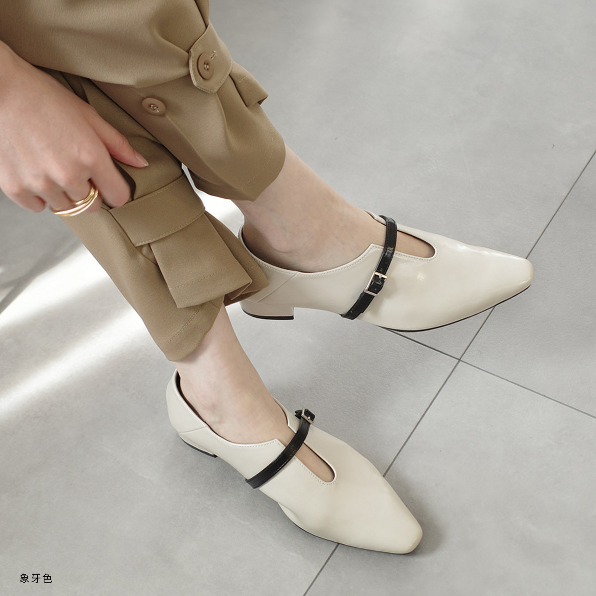 女主風範 U型剪裁方跟瑪莉珍鞋【SY409】