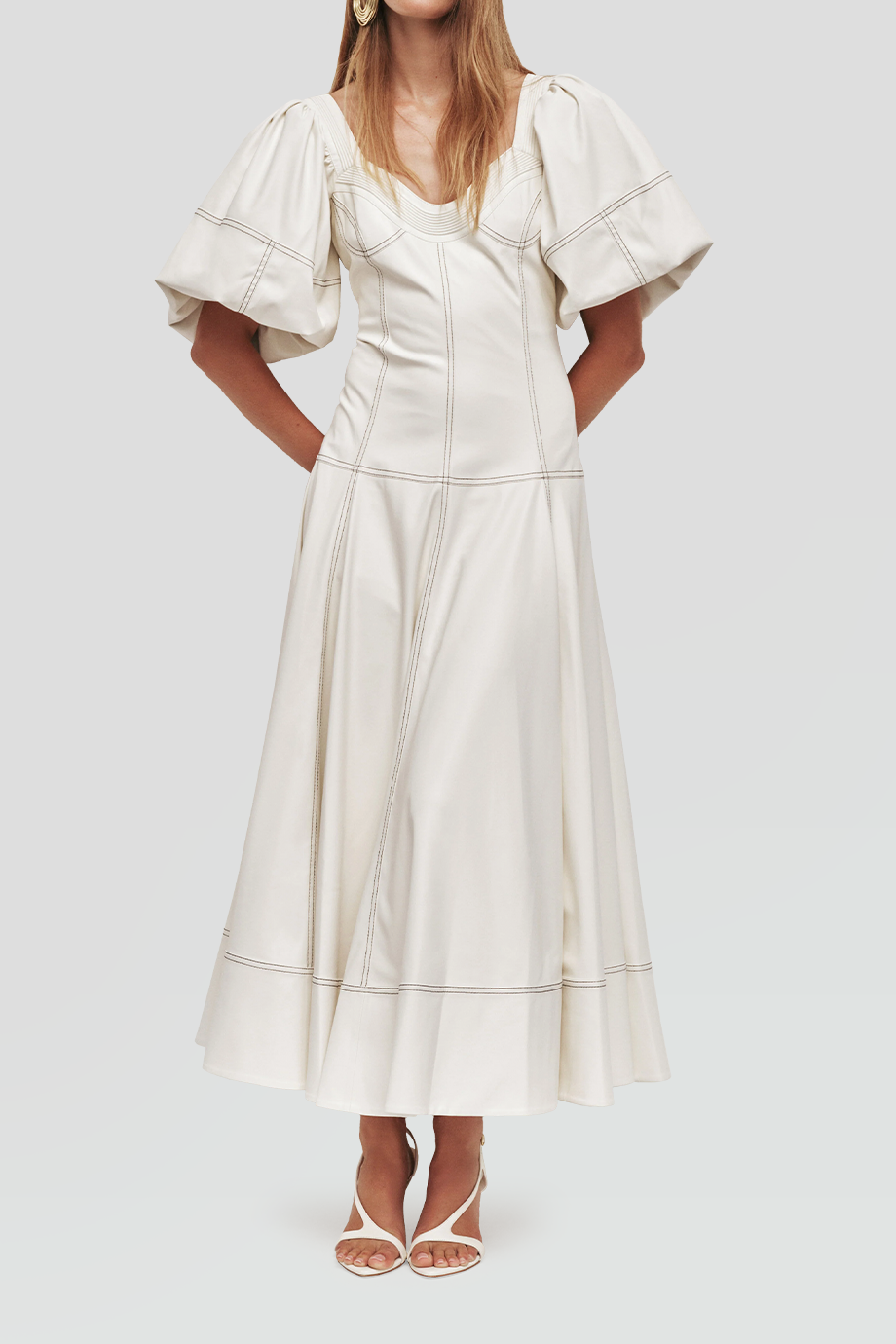 Aje｜ETHER 素皮革澎袖長洋裝