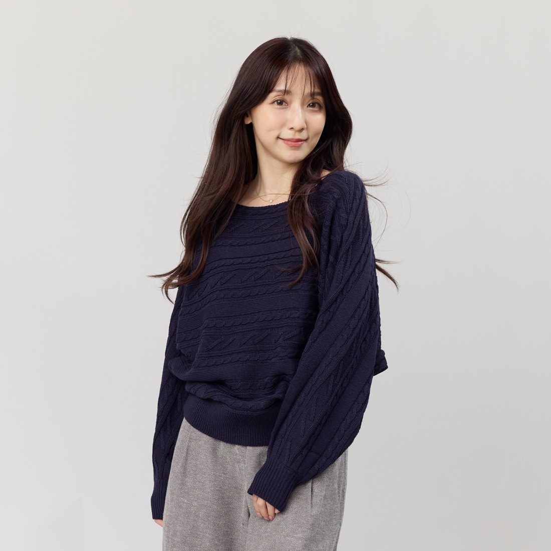 Bonnie一字領麻花蝙蝠袖針織毛衣/深藍