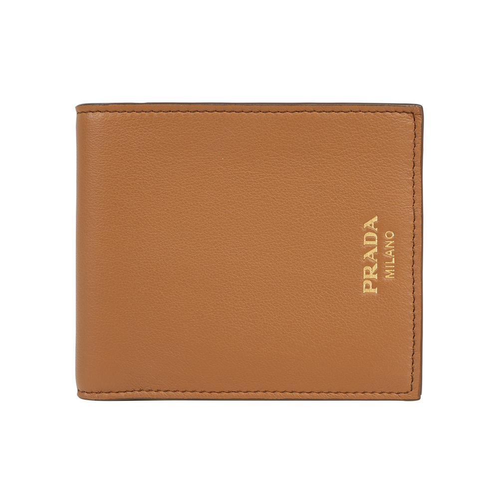 【Prada】金色燙印Logo 牛皮對開8卡短夾(焦糖色)