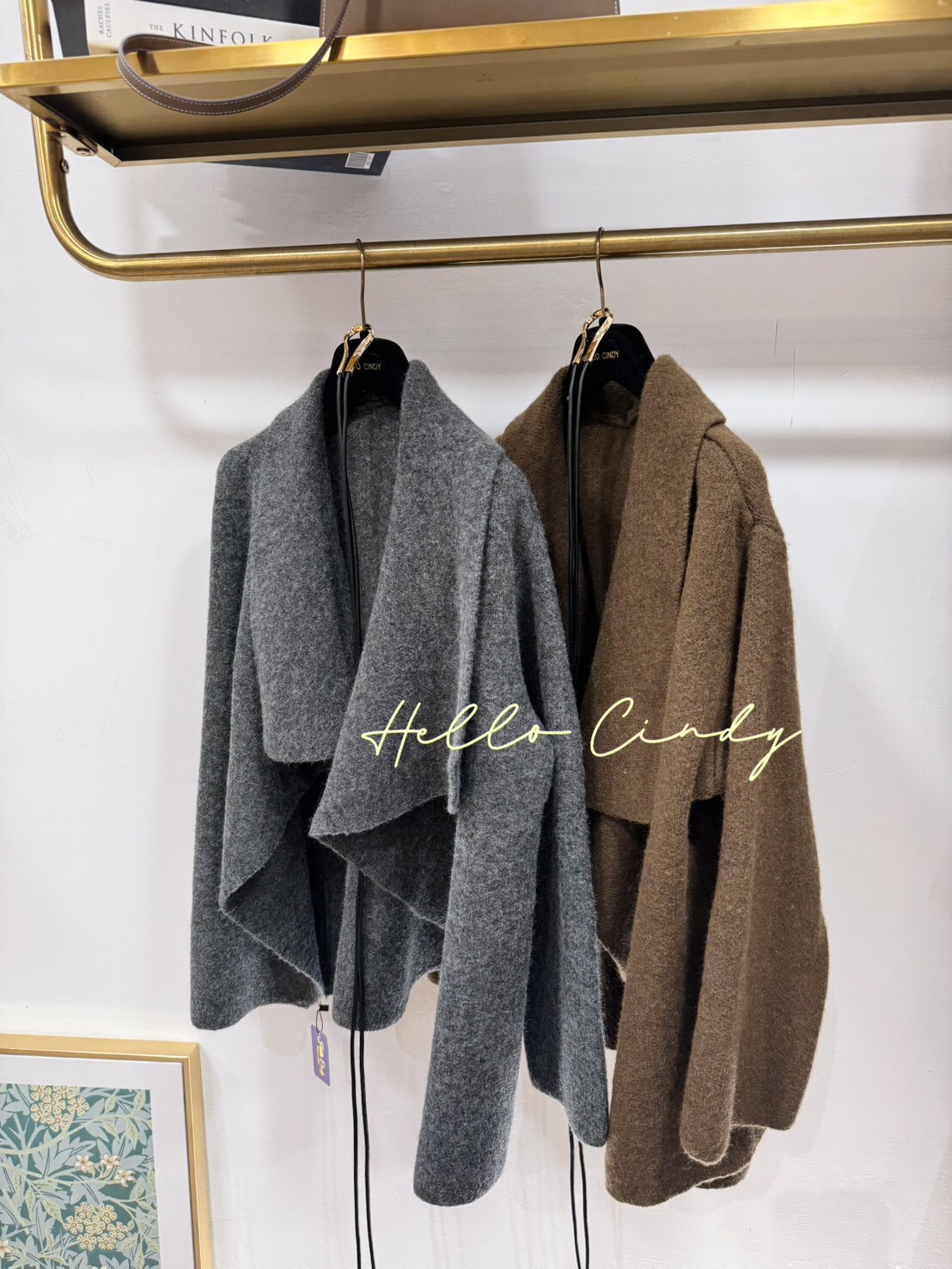 B11143 附馬蹄腰帶的大翻領針織外套