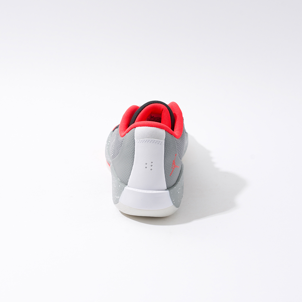 Nike Jordan Luka .77 大童 灰黑紅色 運動 緩震 包覆 籃球鞋 HF0820-005