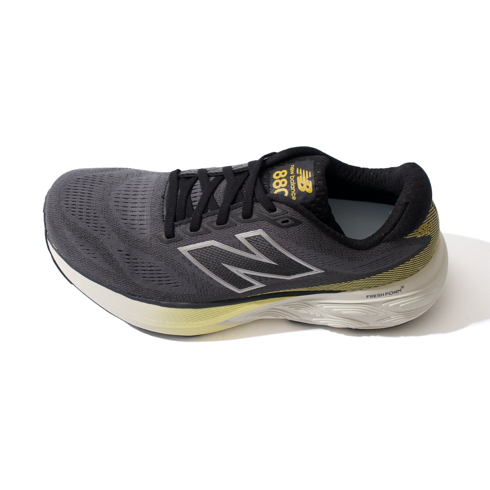 New Balance Fresh Foam X 880 V15 男鞋 灰白色 4E超寬楦緩震 慢跑鞋 M880J15