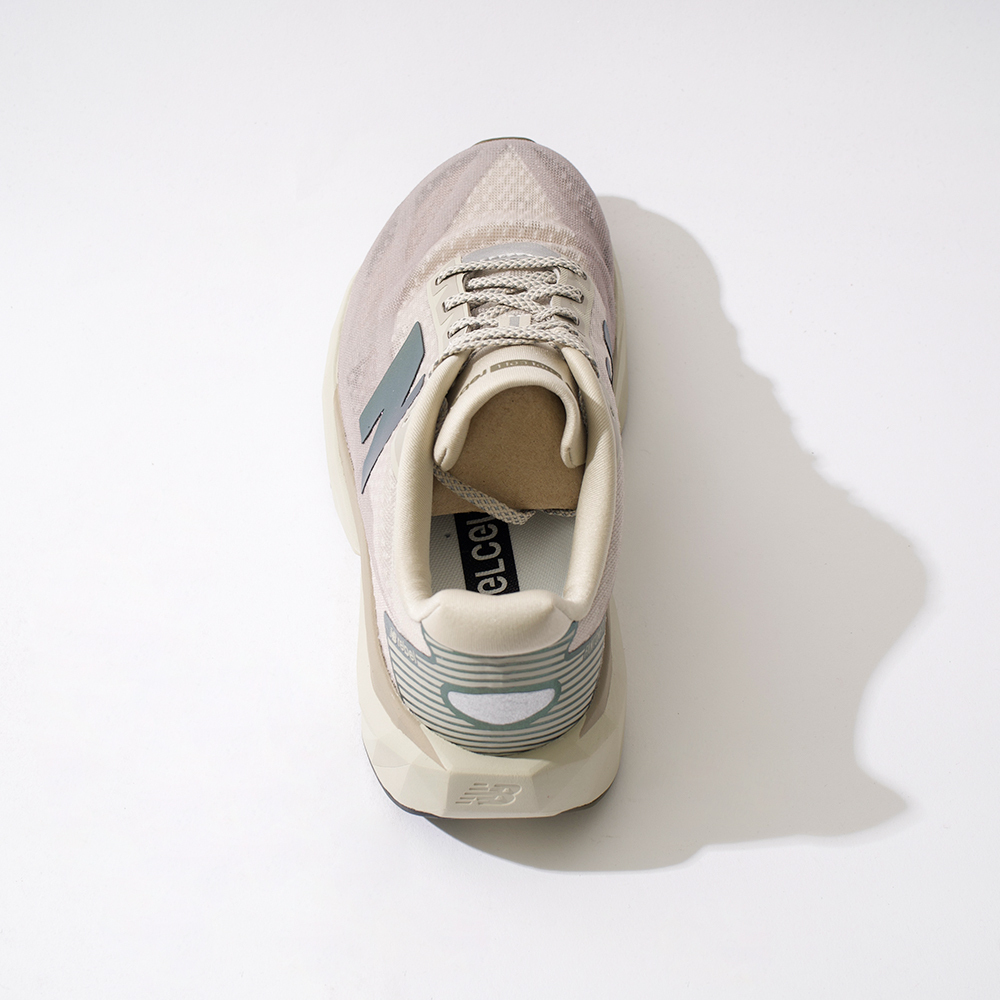 New Balance FuelCell Rebel V5 女鞋 灰棕色 緩震 跑鞋 運動 慢跑鞋 WFCXPB5