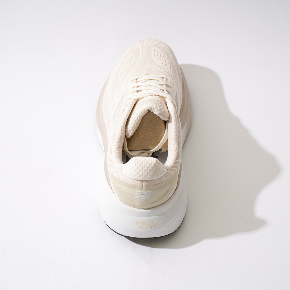 New Balance Fresh Foam X More v6 女鞋 奶茶色 跑鞋 運動 緩震 慢跑鞋 WMORLB6