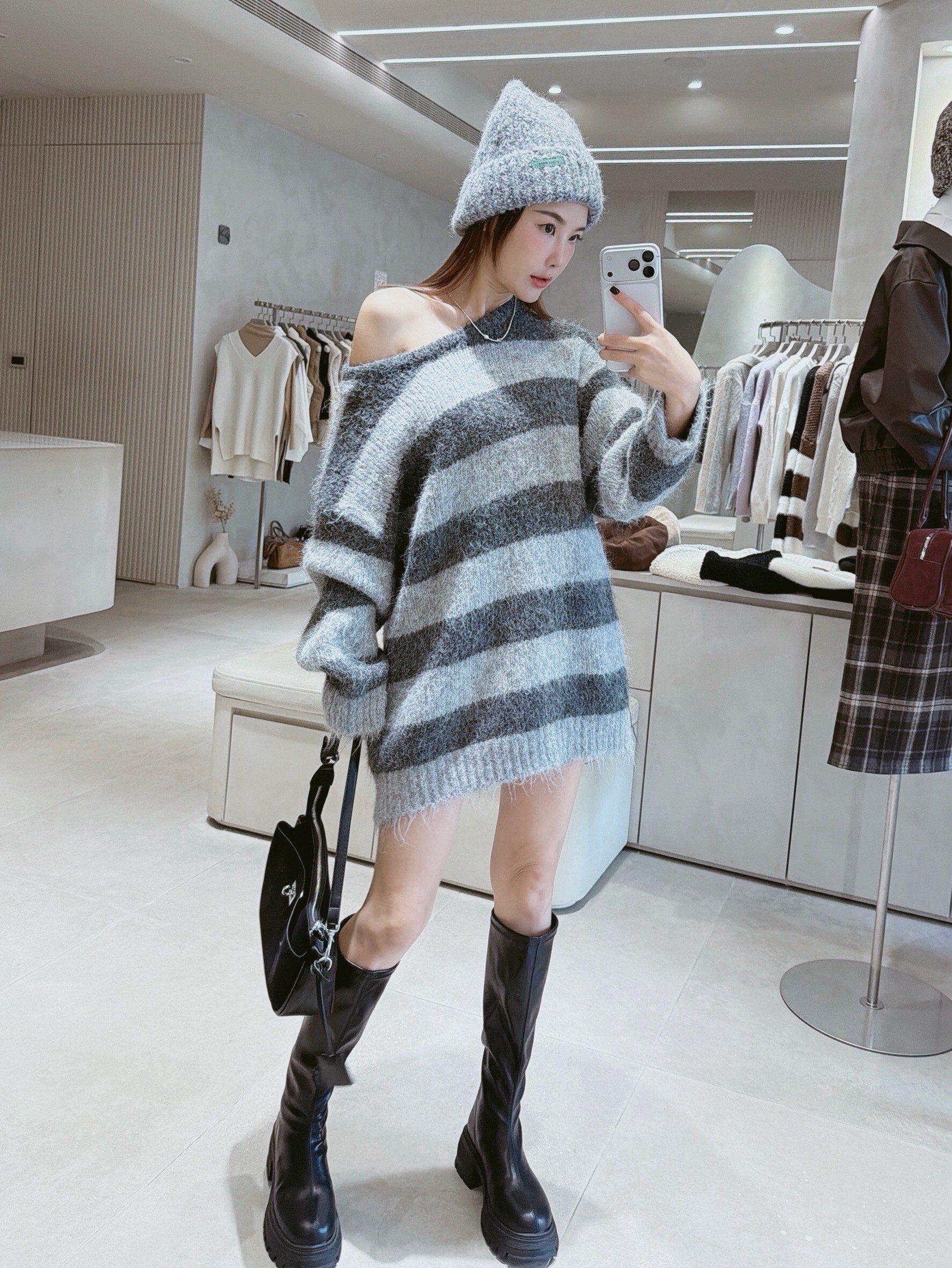 復古圓領長版寬條針織衣