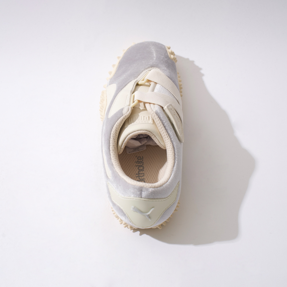 Puma Mostro Velvet Dream 女款 米灰色 運動 銀絨毛 休閒 復古 休閒鞋 40257802