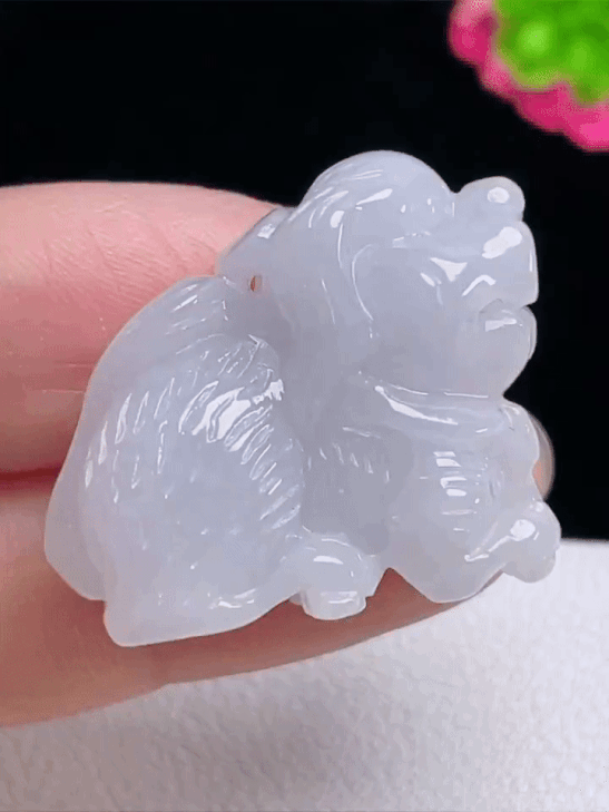 1117339 翡翠冰潤生肖狗